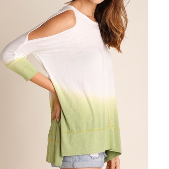 Tops - Green Dip Dye Washed Ombre Cold Shoulder Tunic Tops - Green Dip Dye Washed Ombre Cold Shoulder Tunic
